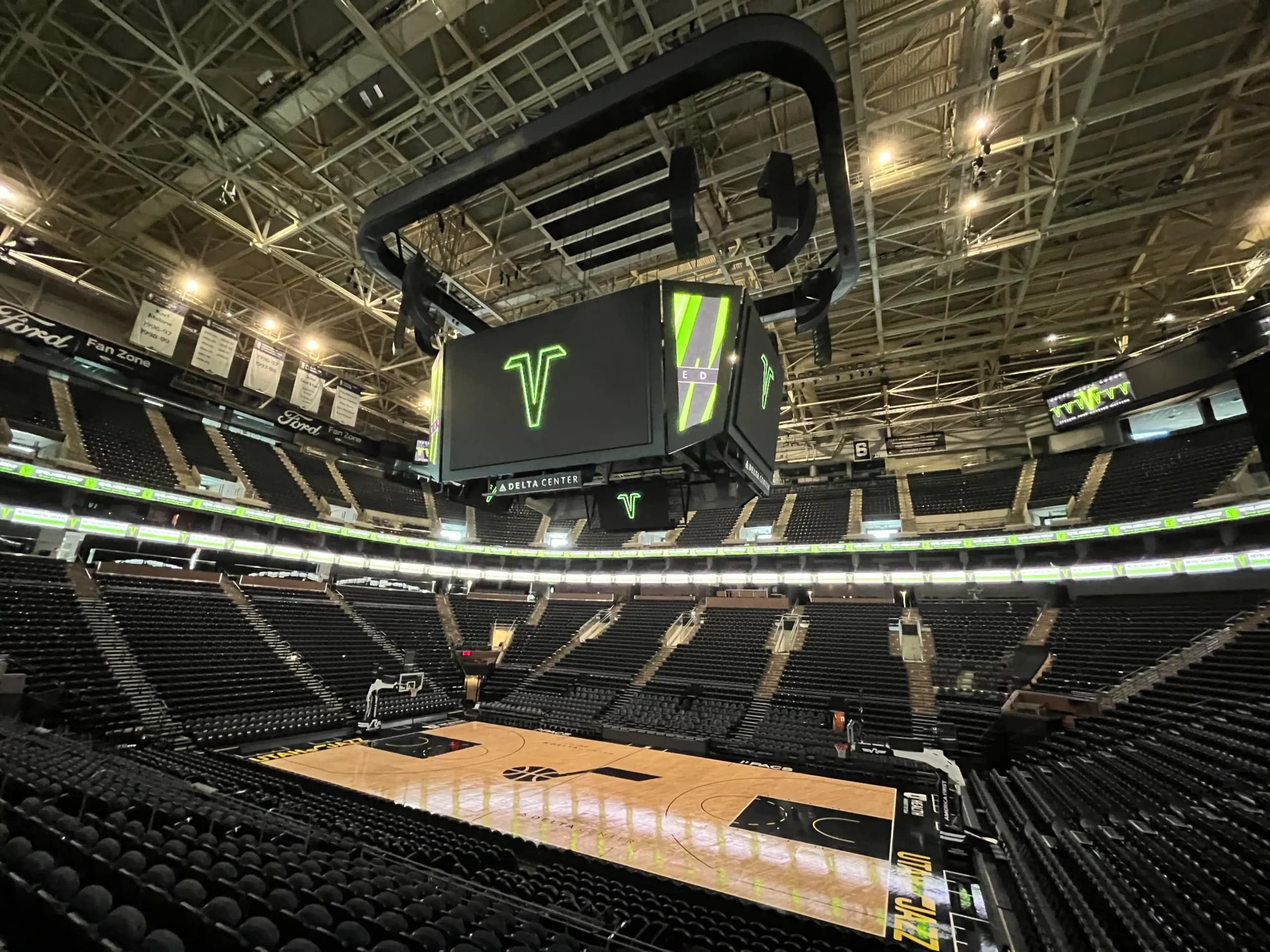 Closed network streaming