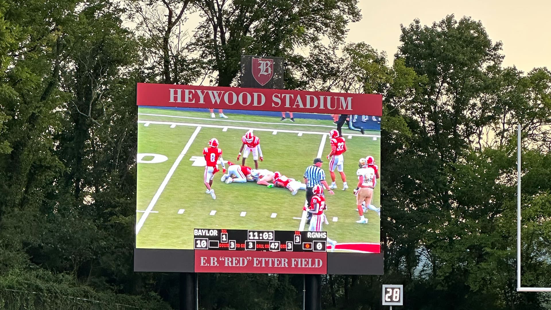 Large-format in-venue display content