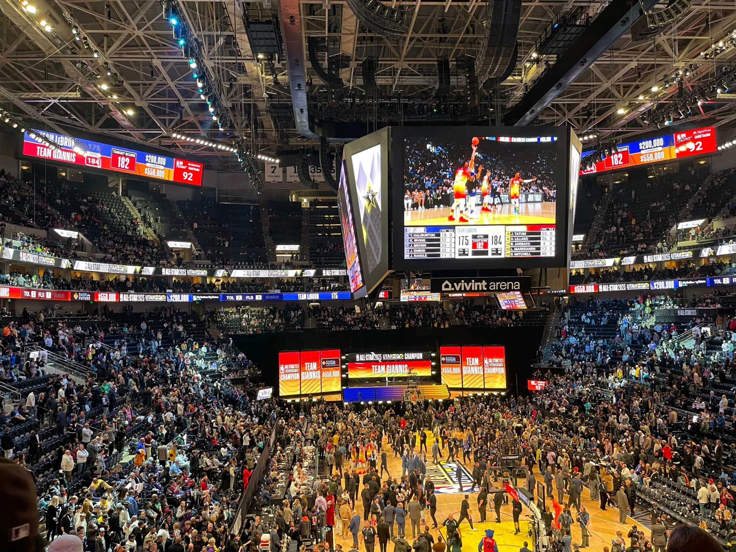 Indoor arena scoreboard and display network